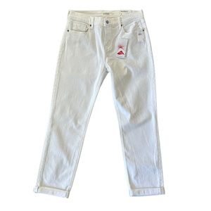 NWT - Old Navy Boyfriend Mid-Rise Jeans